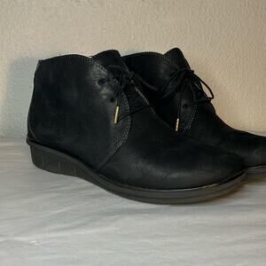 Dansko ‘Joy’ Chukka Boot‎ in Black Nubuck women’s tie bootie comfort